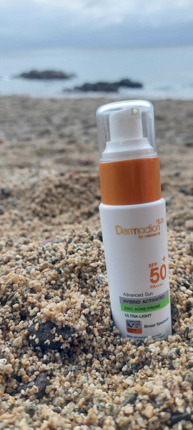 Dermaction Plus by Watsons Advance Sun Hybrid Acne-prone Aqua Gel SPF 50+ PA++++ review photo by Gray17