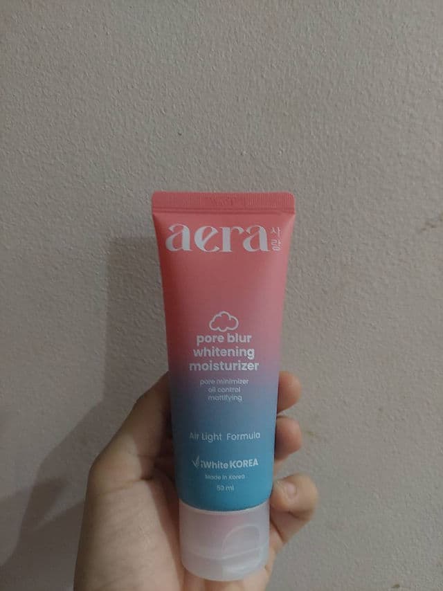 Aera by iWhite Korea Pore Blur Whitening Moisturizer review photo by Gray17