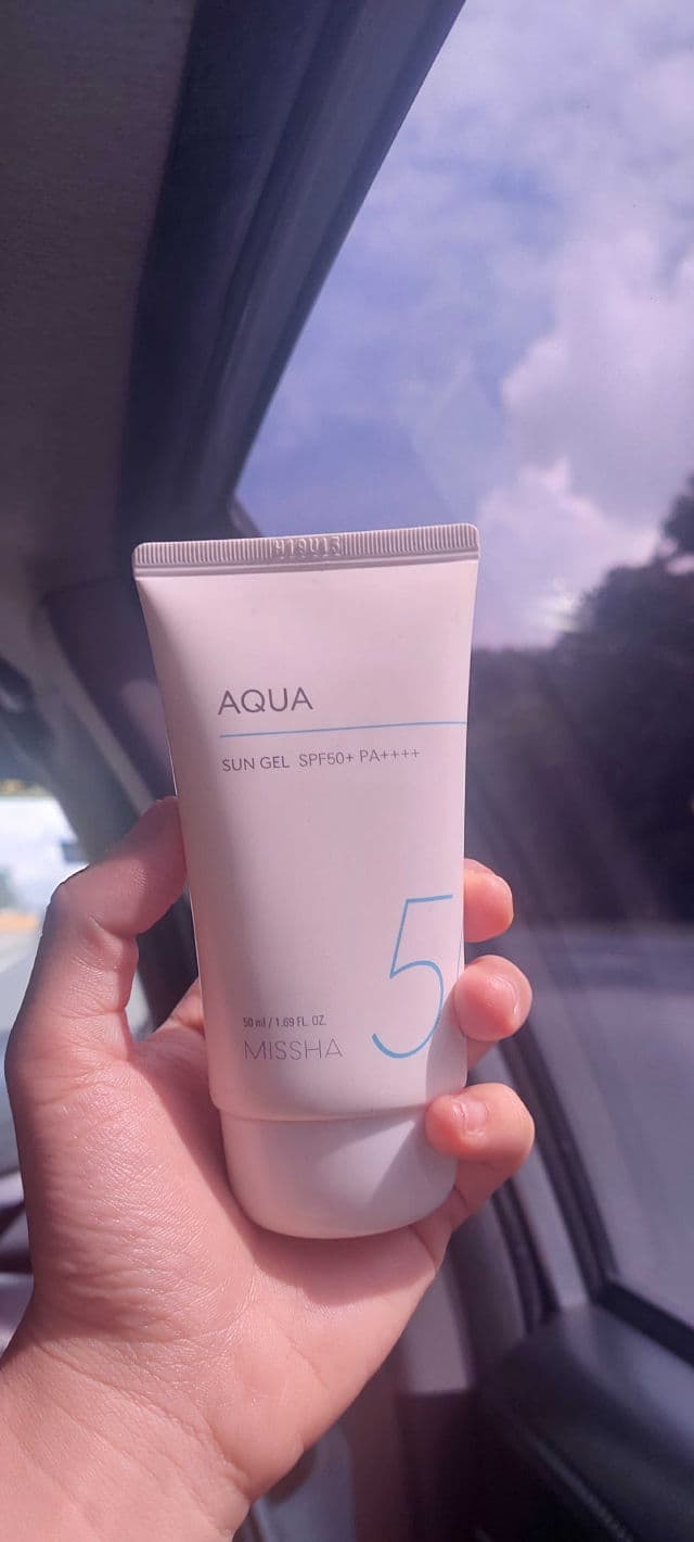 MISSHA All Around Safe Block Total Moisture Sun Gel SPF50+ PA+++  review photo by Gray17