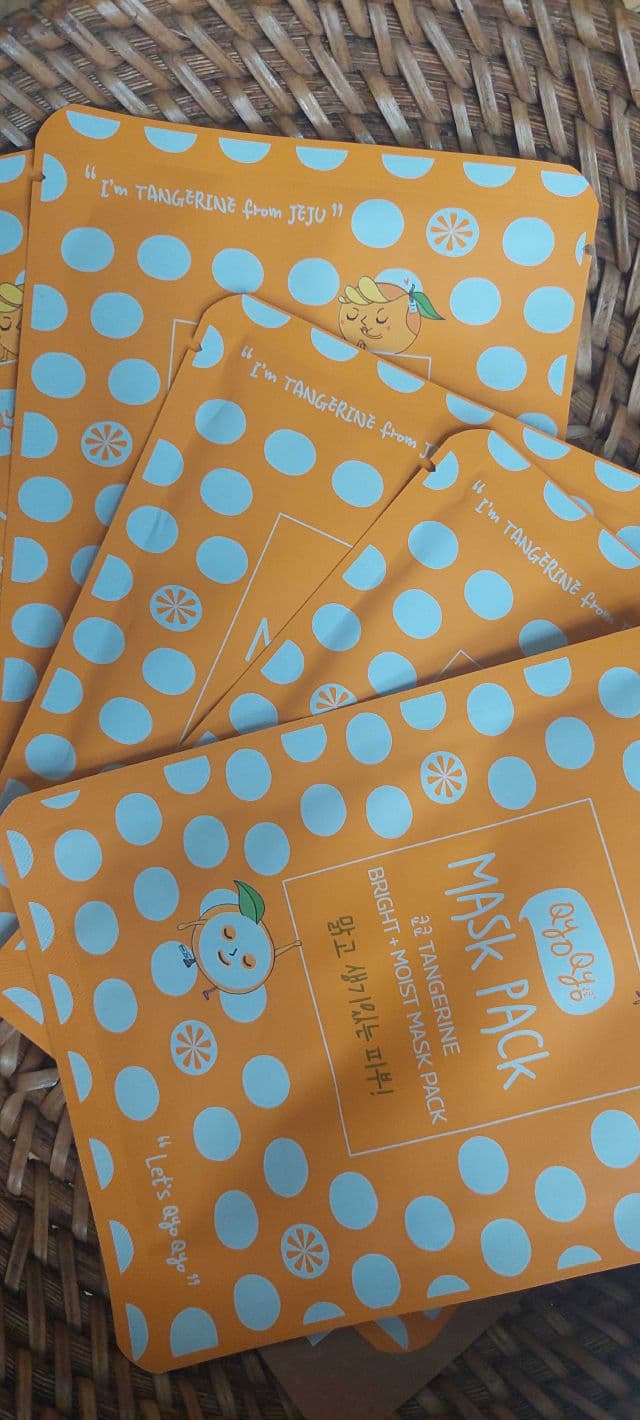 Qyo Qyo Tangerine Bright and Moist Mask Sheet Pack review photo by Gray17
