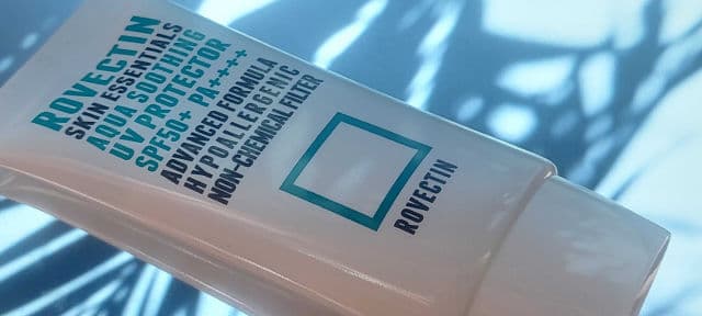 Rovectin Skin Essentials Aqua Soothing UV Protector SPF50+ PA++++ review photo by Gray17
