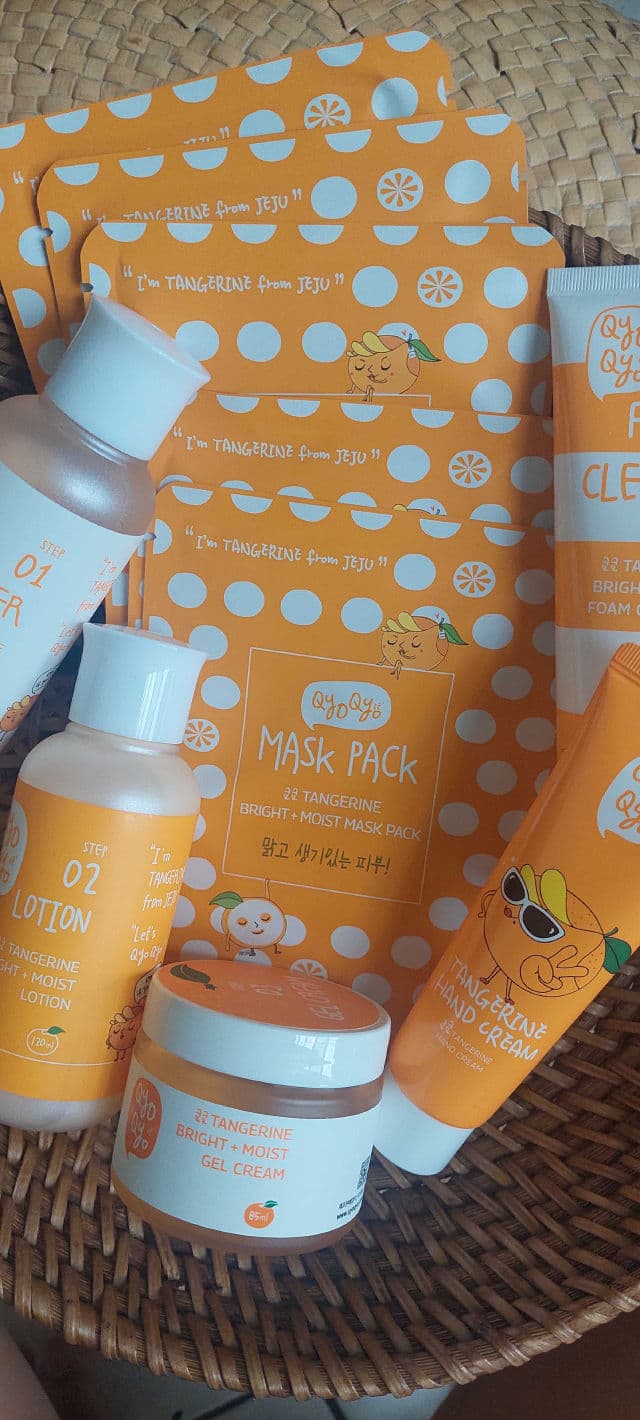 Qyo Qyo Tangerine Bright + Moist Lotion review photo by Gray17