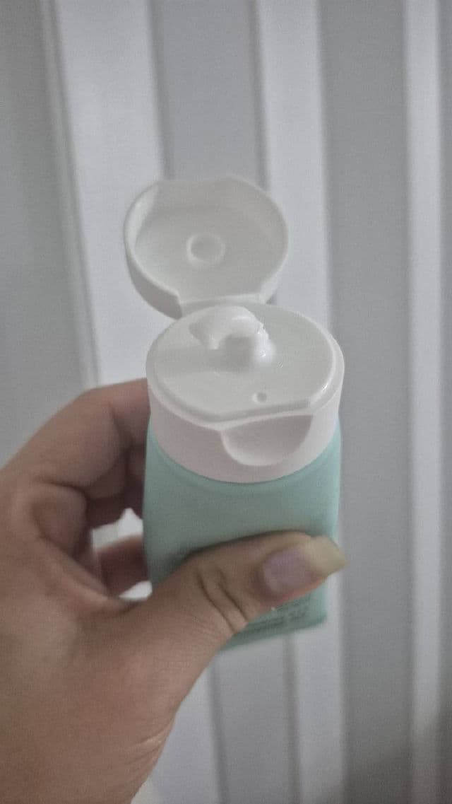 Dr.Different 113 Moisturizer for Oily Skin review photo by Yaile