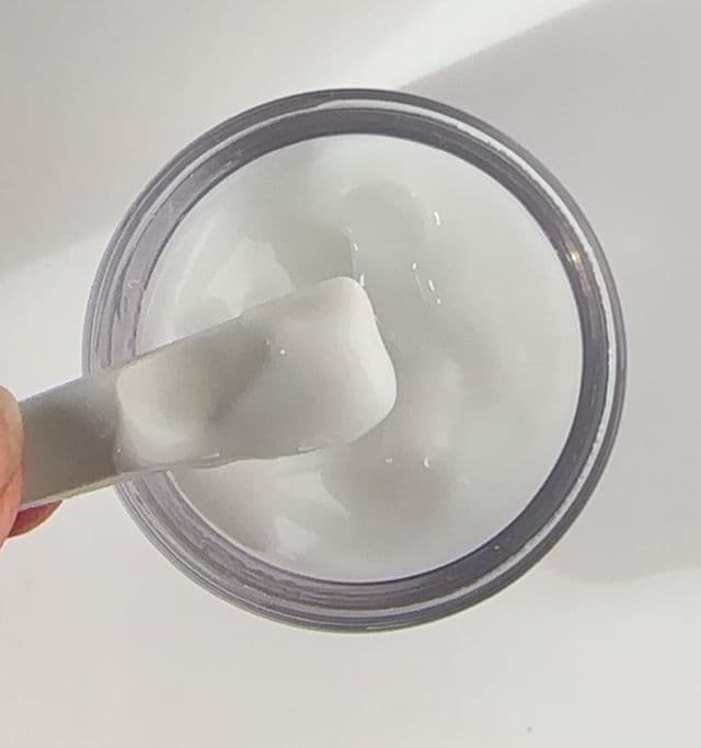 DR.G Red Blemish Clear Soothing Cream review photo by Sarah123