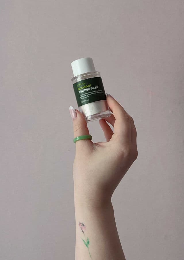 ISNTREE Mugwort Powder Wash review photo by OlyaAlink