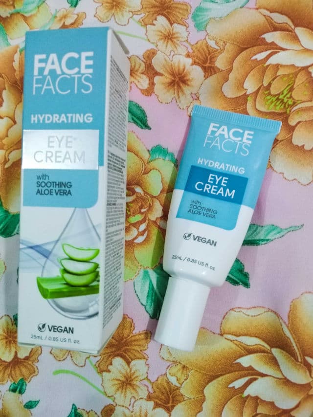 Face Facts Hydrating Eye Cream review photo by Nishat