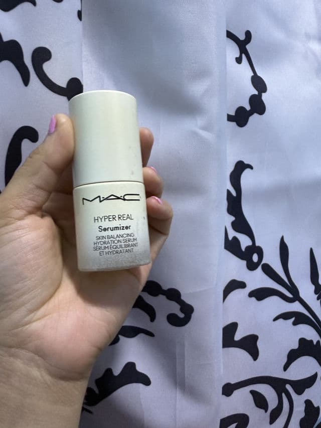 MAC Hyper Real Serumizer Skin Balancing Hydration Serum review photo by DIPASHMA