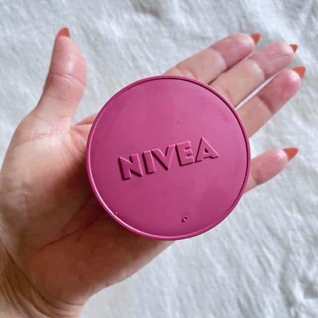 Nivea Rose Care Moisturising Gel Cream with Organic Rose Water & Hyaluronic Acid  review photo by YaniUgc