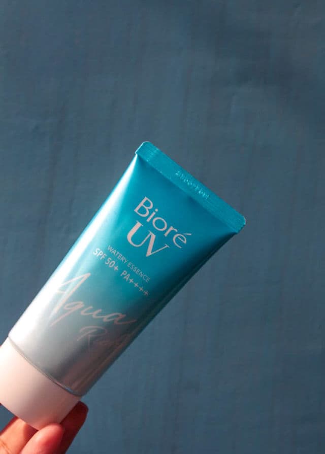 Biore UV Aqua Rich Watery Gel SPF 50+ PA++++ review photo by shoppingnlife