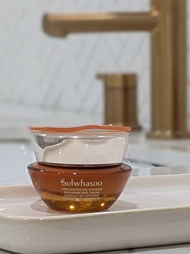 Sulwhasoo Concentrated Ginseng Renewing Cream Classic EX review photo by Kiramay