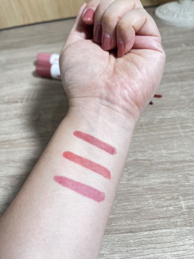 Peripera 01 Black Cherry review photo by Shel