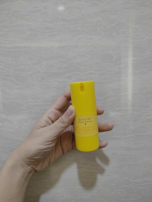 Bhumi C+ Brightening Booster review photo by skincarence