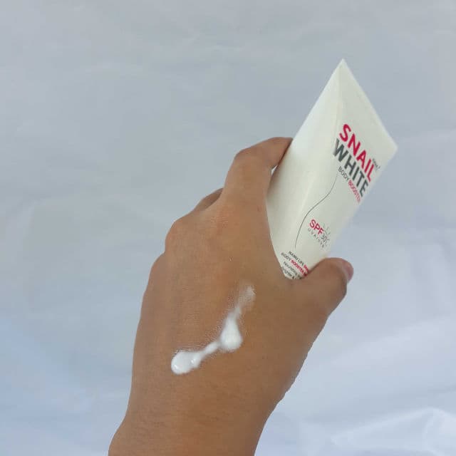 Snail White Body Booster SPF30/PA+++ review photo by mittie