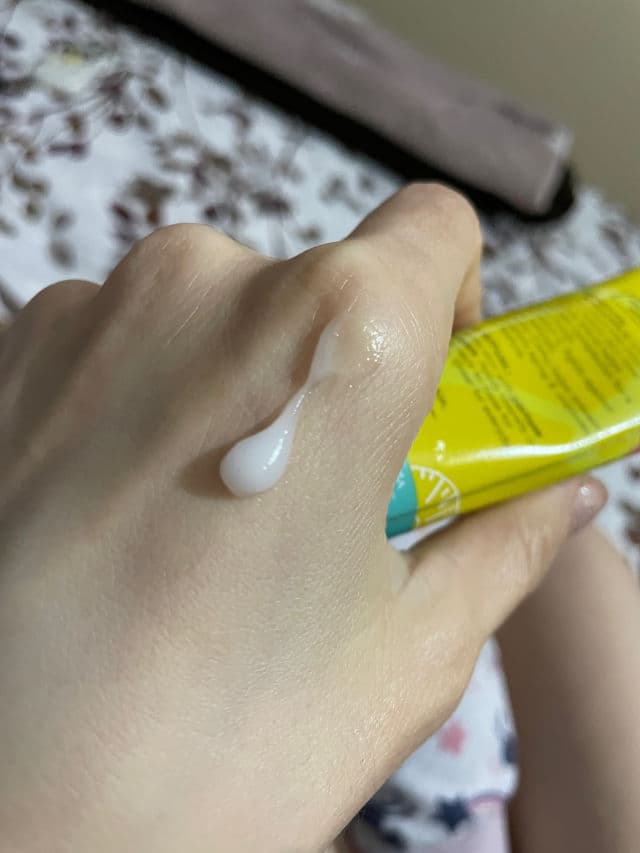 Purlisse Pineapple Bright Cleansing Gel review photo by adrianamonsalvemakeu