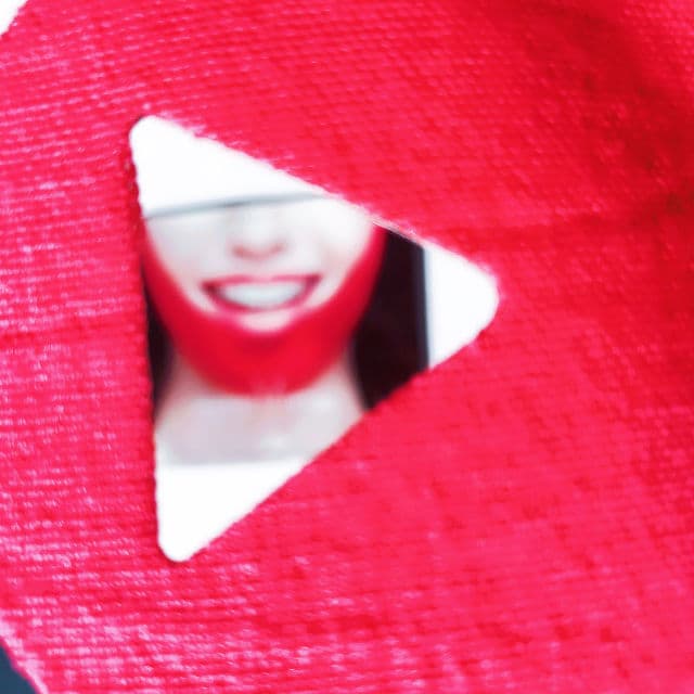 Avajar Perfect V Lifting Premium Mask review photo by Beautywithhunnie