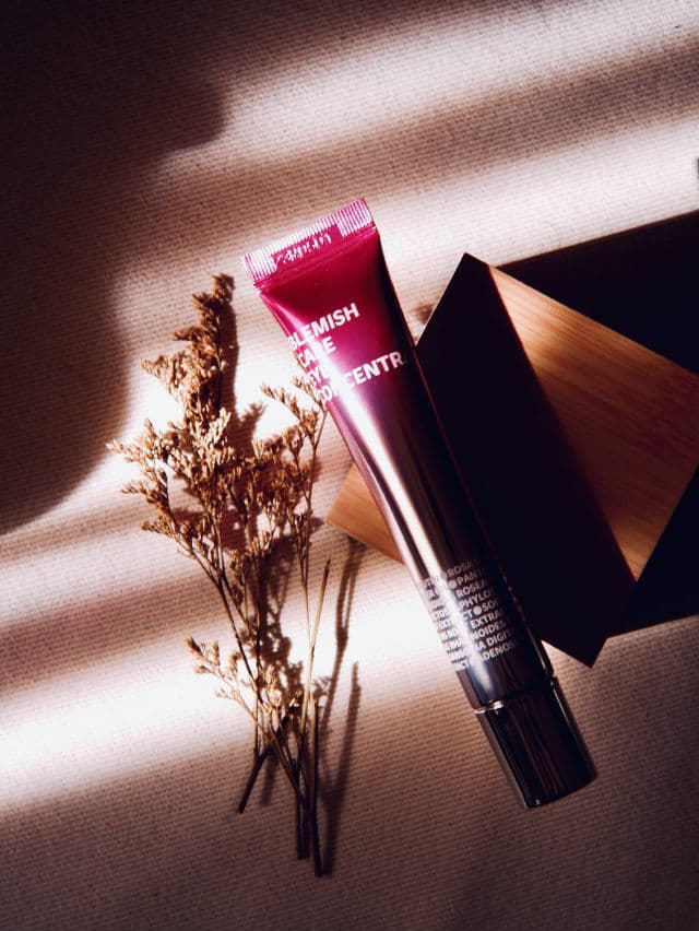 Isoi Bulgarian Rose Blemish Care Eye Concentrate review photo by elaineganuelas