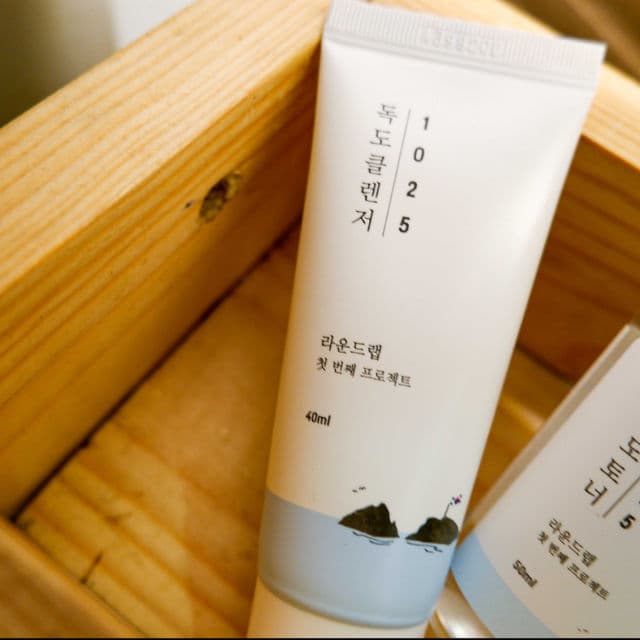Round Lab 1025 Dokdo Cleanser review photo by elaineganuelas