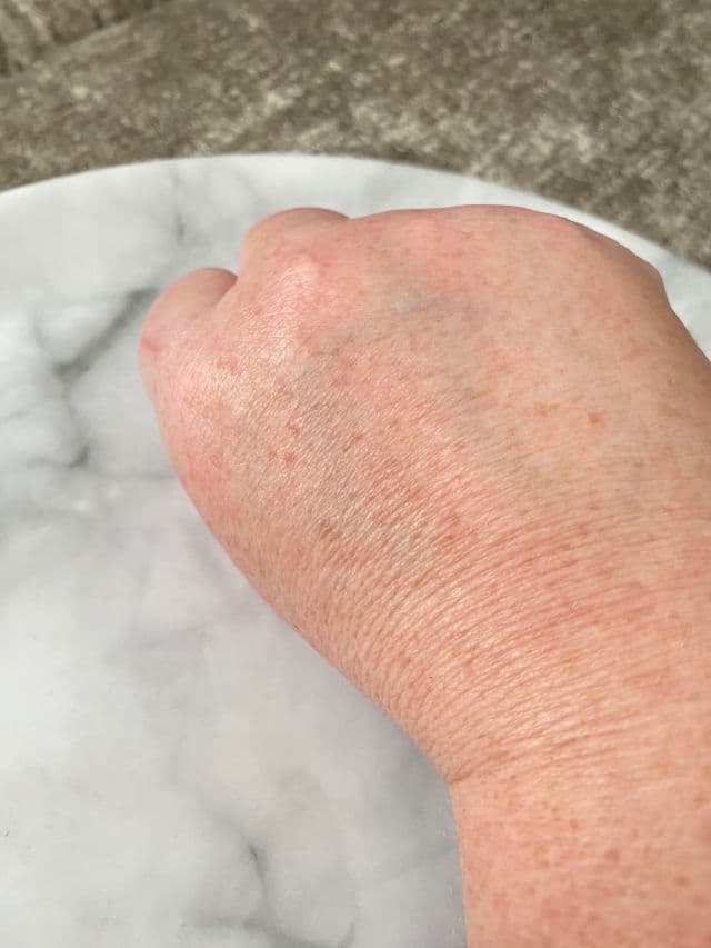 Bubble Plus One Tinted Daily Mineral Sunscreen Broad Spectrum SPF 40 review photo by SkinlovesbySam