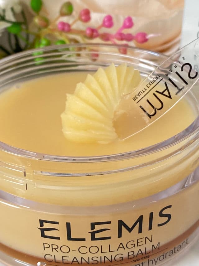 Elemis Pro Collagen Summer Bloom Cleansing Balm  review photo by SkinlovesbySam