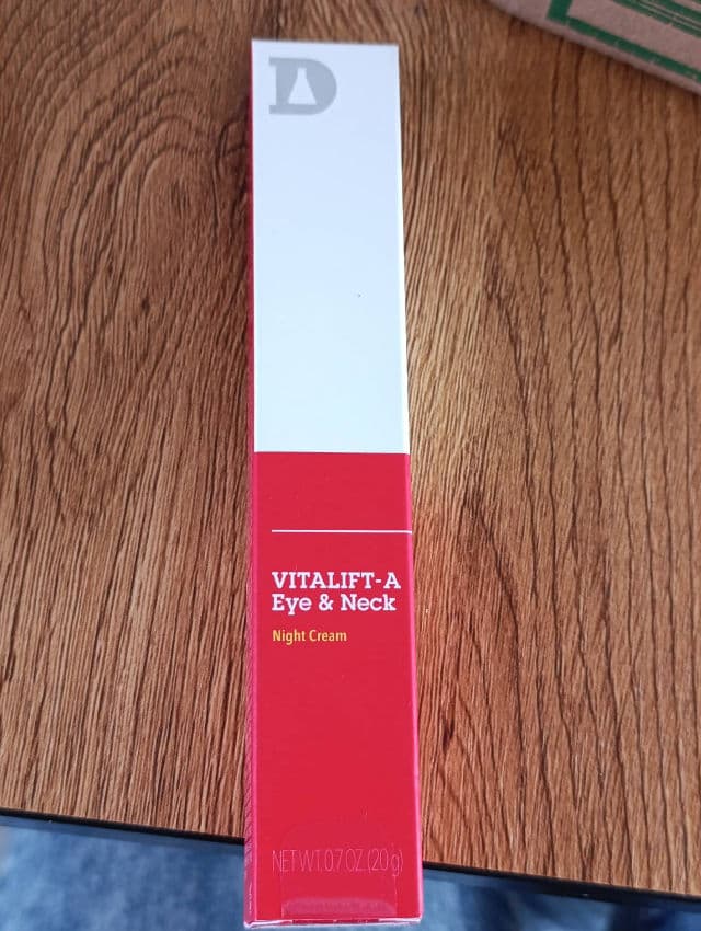 Dr.Different Vitalift-A Eye & Neck Night Treatment Cream review photo by Rossyantonio