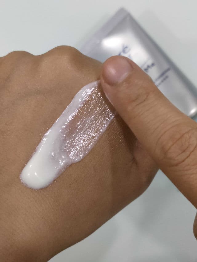 Biore UV Barrier Me Cushion Gentle Essence SPF50+ PA++++ review photo by slumberlady