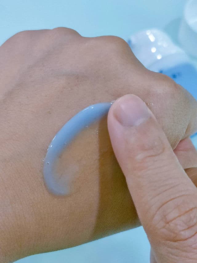 WEEDURI Beecalm Barrier Silk Moisturiser review photo by slumberlady
