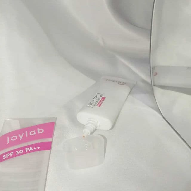 Joylab Skintone Moisture Tint review photo by mymeminei