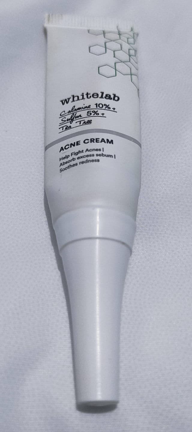 whitelab Acne Cream review photo by mrscepiskincare