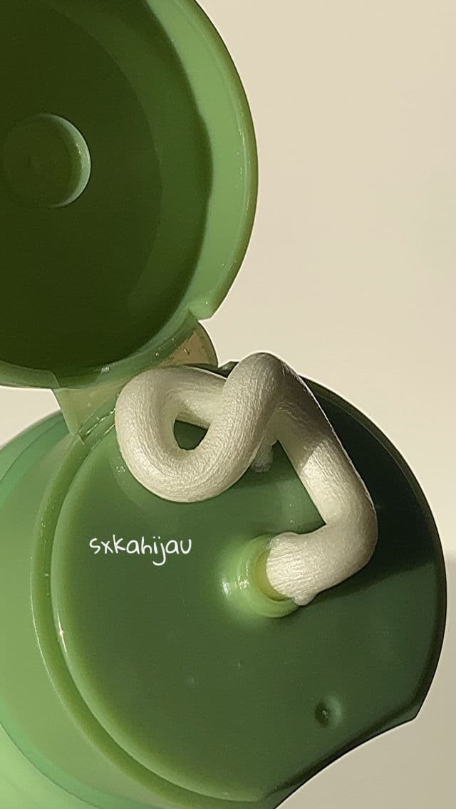 SNP Cicaronic Cleansing Foam review photo by sxkahijau