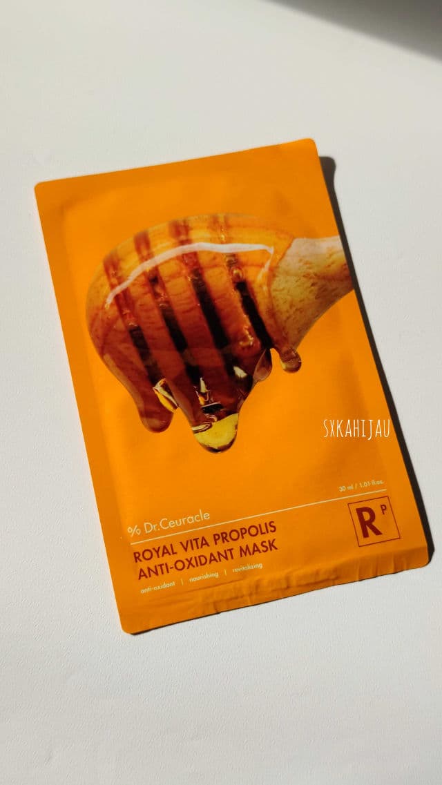 Dr. Ceuracle Royal Vita Propolis Antioxidant Mask review photo by sxkahijau
