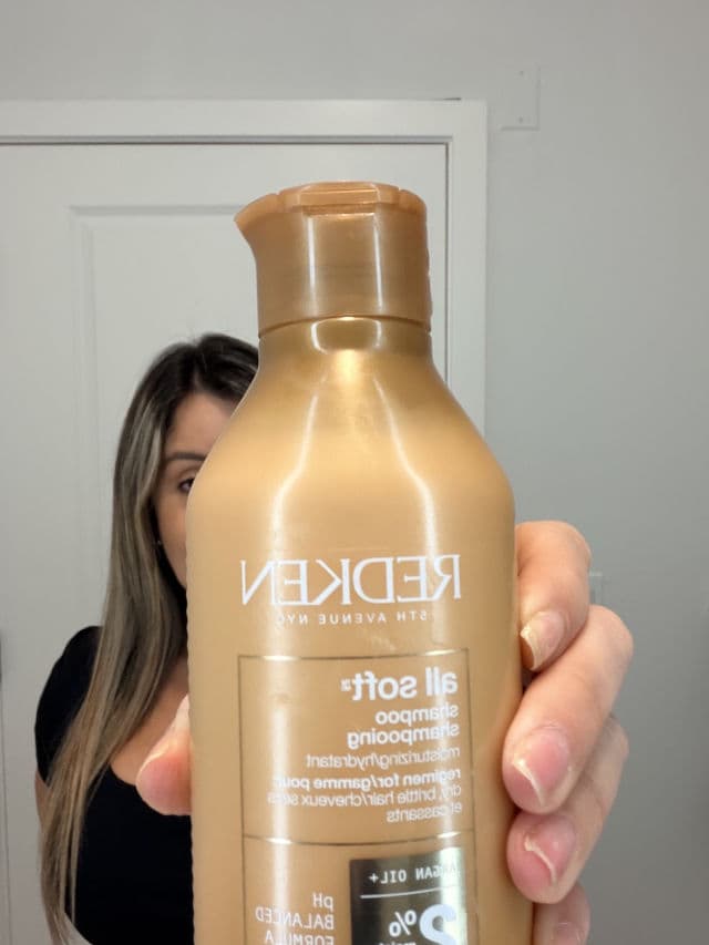 Redken All Soft Shampoo review photo by linaraque