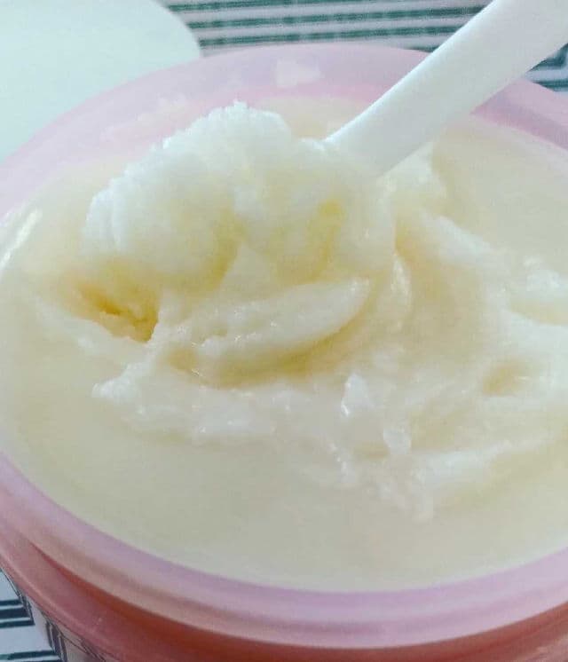 It Cosmetics Bye Bye Makeup 3-in-1 Makeup Melting Cleansing Balm review photo by Deanna15