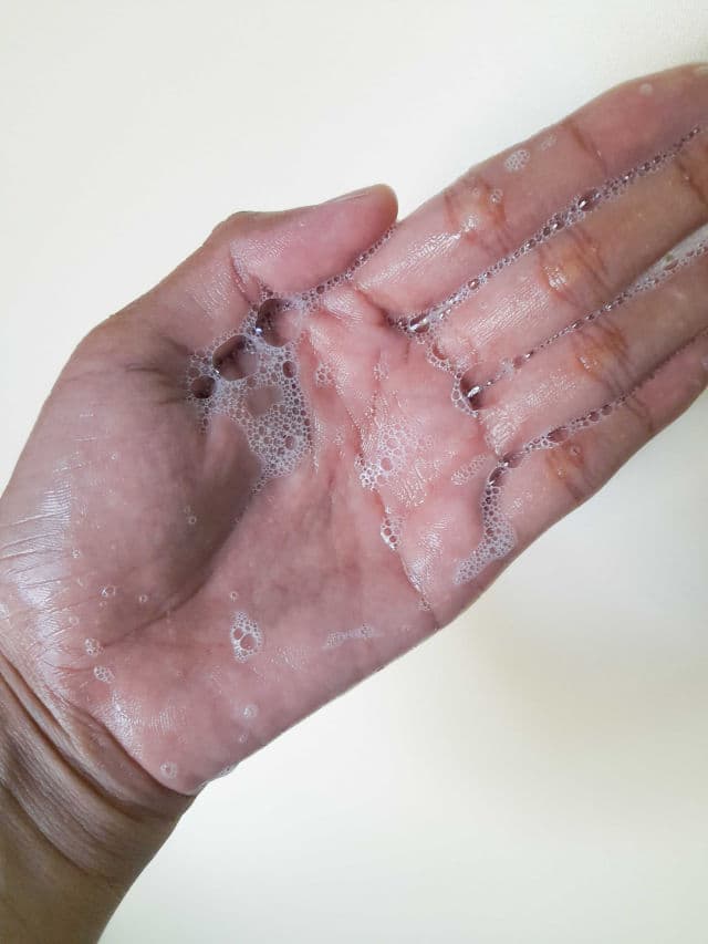 Murad Essential-C Cleanser review photo by DellaF