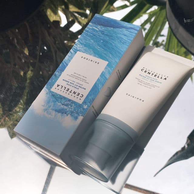 SKIN1004 Madagascar Centella Hyalu-Cica Water-Fit Sun Serum SPF50+ PA++++ review photo by isarangyoo