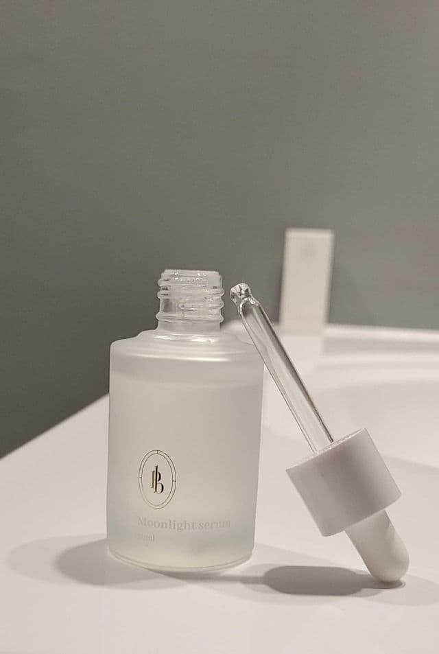 POBAM Moonlight Serum review photo by Taya77
