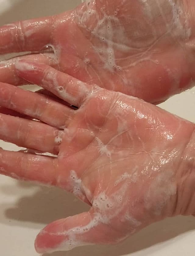 Dove Deep Moisture Body Wash review photo by Lorelei