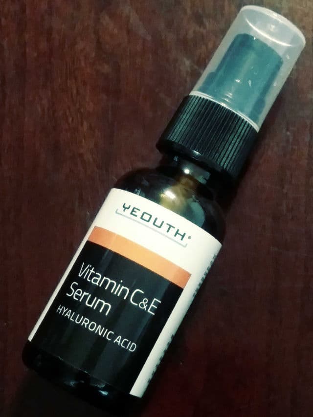 YEOUTH Vitamin C & E Day Serum with Hyaluronic Acid, 30ml / 1 fl oz review photo by Lorelei