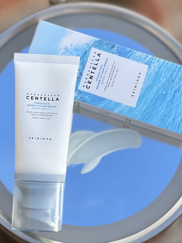 SKIN1004 Madagascar Centella Hyalu-Cica Water-Fit Sun Serum SPF50+ PA++++ review photo by UkaM