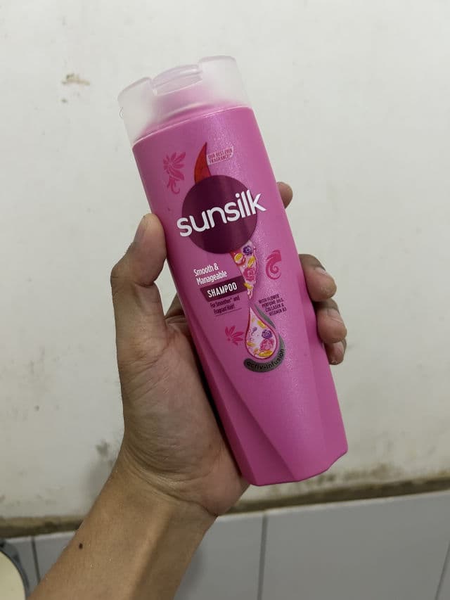 Sunsilk Smooth & Manageable Shampoo review photo by juanPablo