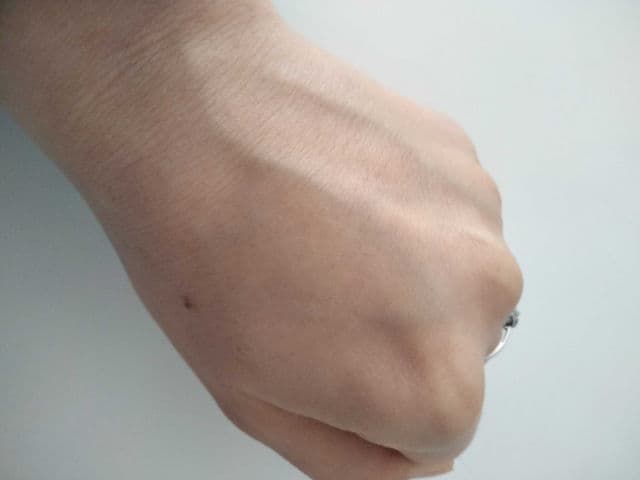 Uriage Bariesun Invisible Stick SPF50+ review photo by AnaGeorgiana