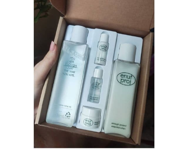 enufproj Essential Skin review photo by Aanlyy