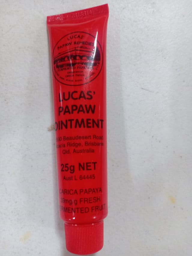 Lucas' Papaw Ointment review photo by Acresy