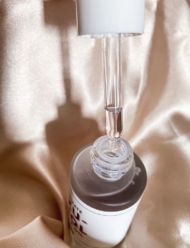Handmade Heroes The Ultimate Bakuchiol Booster Oil  review photo by Adelinewong