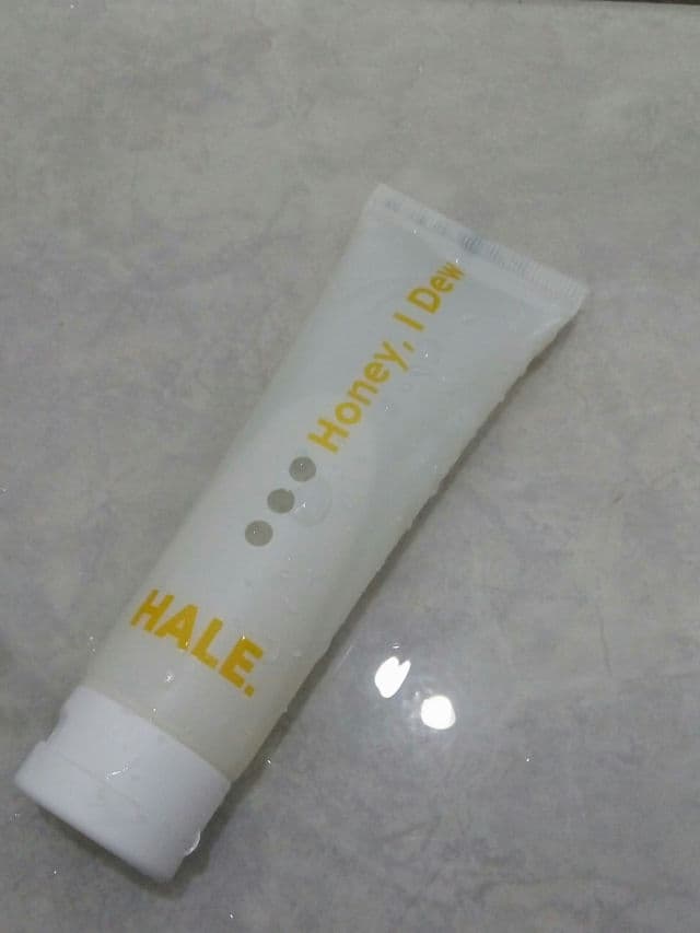 HALE. Honey, I Dew Gel Cleanser review photo by Adninshafira
