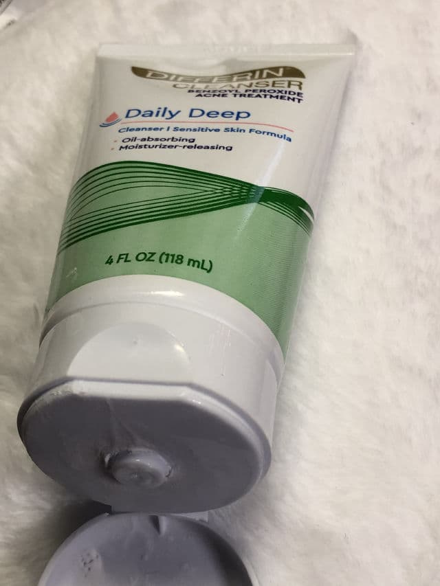 Differin Daily Deep Cleanser review photo by Ajsensitiveskincare