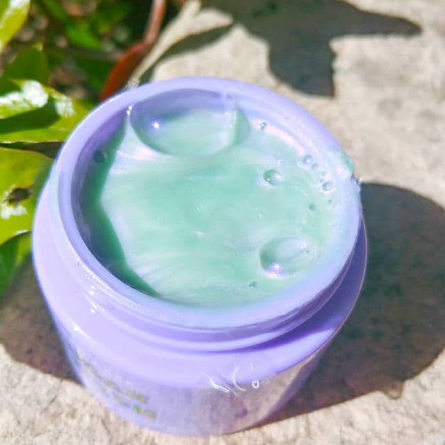 I Dew Care Sugar Kitten Hydrating Holographic Peel-Off Mask review photo by Alexxbites