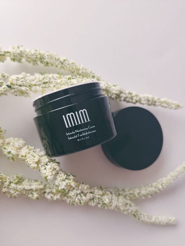 IMIM Intensity Moisturizing Cream review photo by Alexxbites