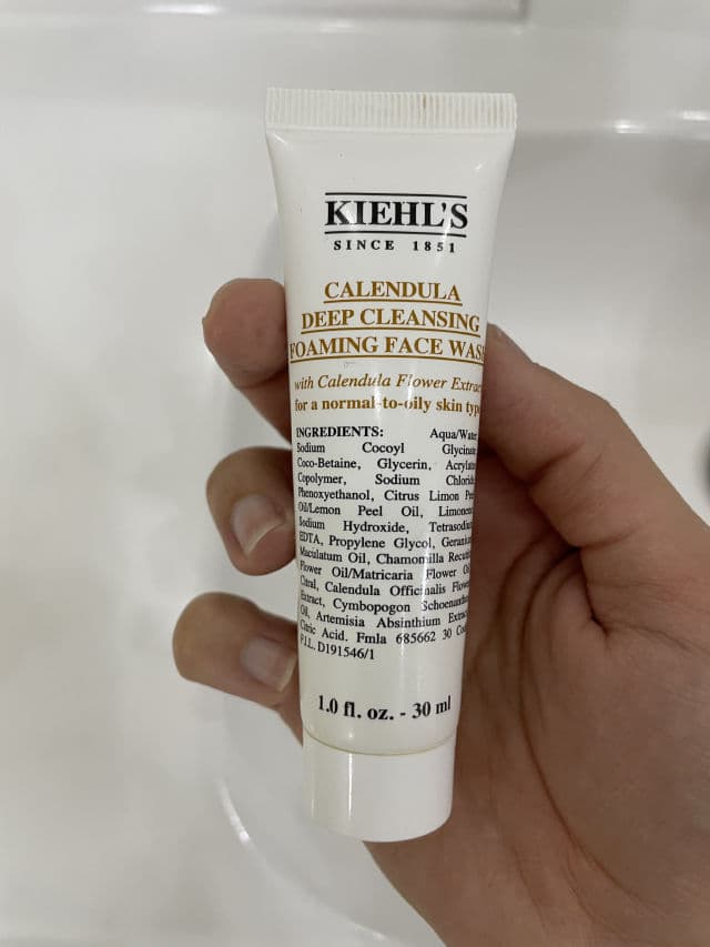 Kiehl's Calendula Deep Cleansing Foaming Face Wash review photo by Alhala
