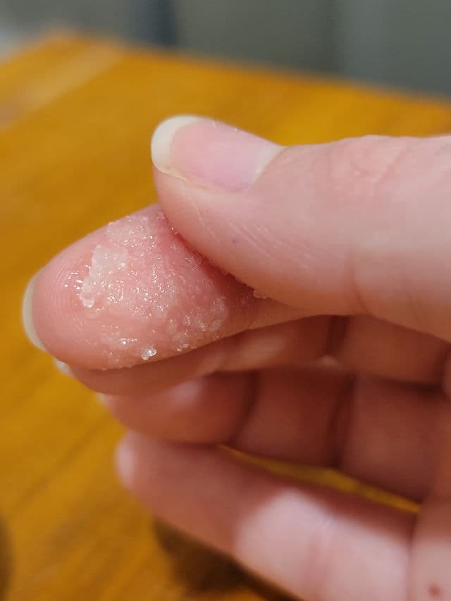 Hanalei Sugar Lip Scrub review photo by AllDayBeautyBabe