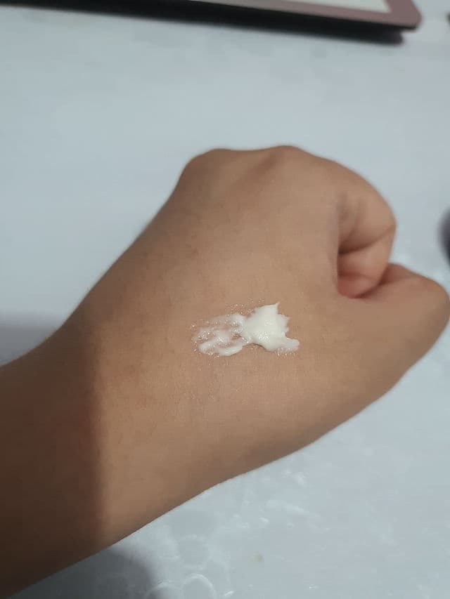 Haple Blue Moon Moisturizer review photo by Amelll